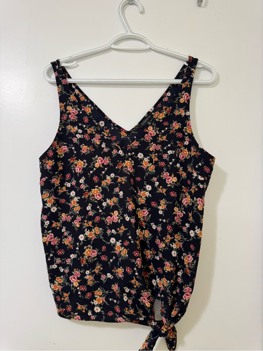 Dynamite Black Floral Tie-Hem Camisole